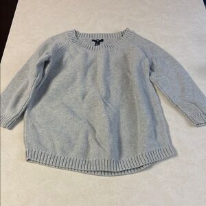 GAP Light Gray Women's Crew Neck Sweater🐯